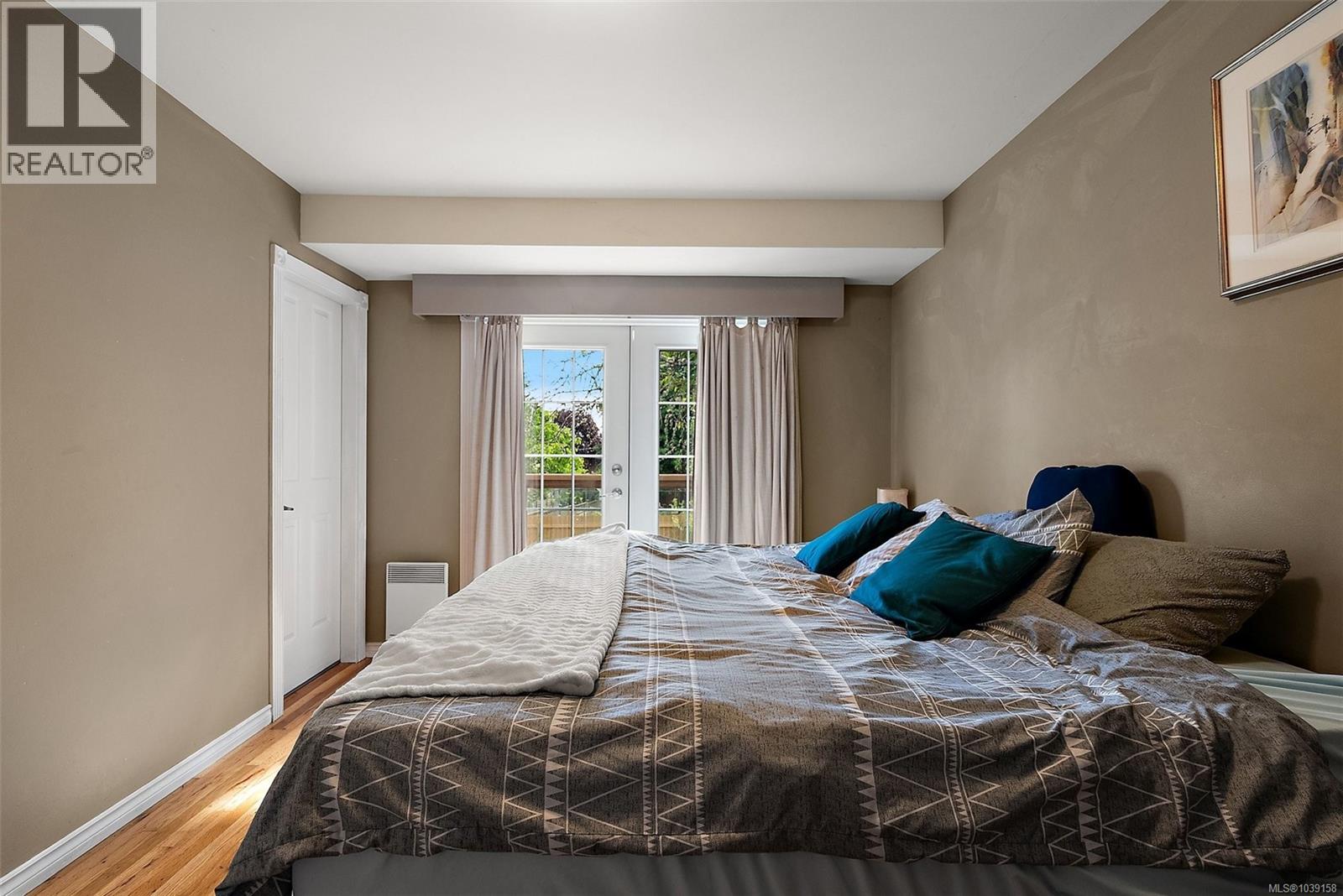 6395 Sunnyslope Dr, Central Saanich