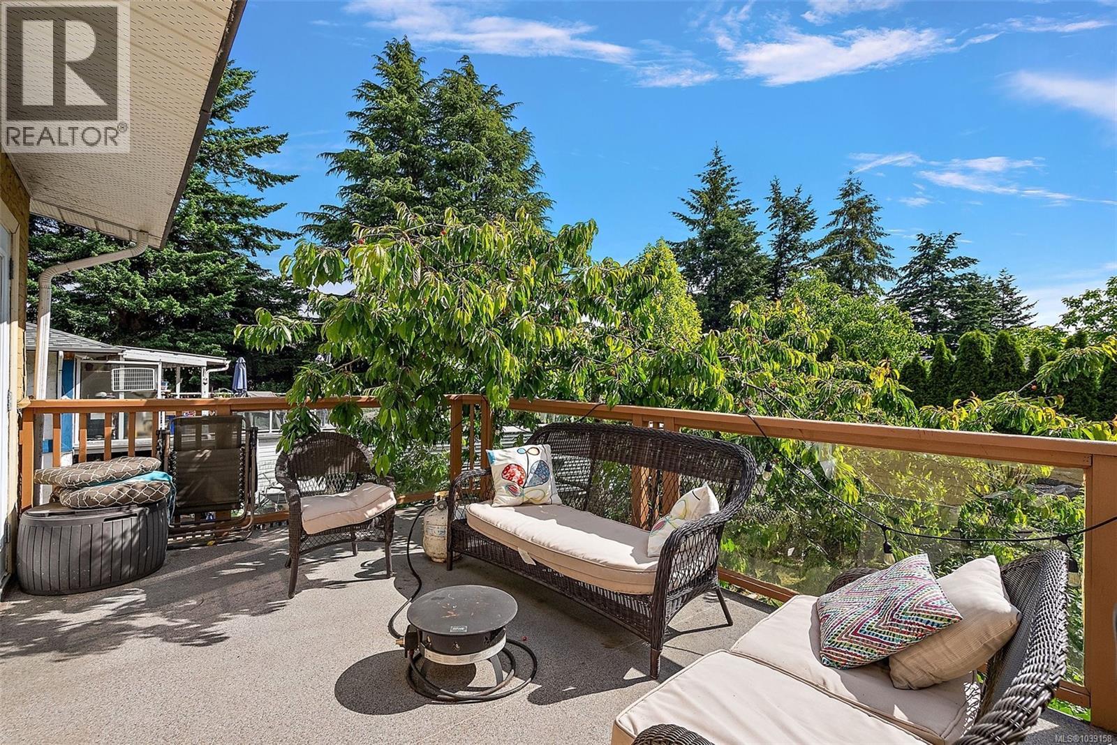 6395 Sunnyslope Dr, Central Saanich