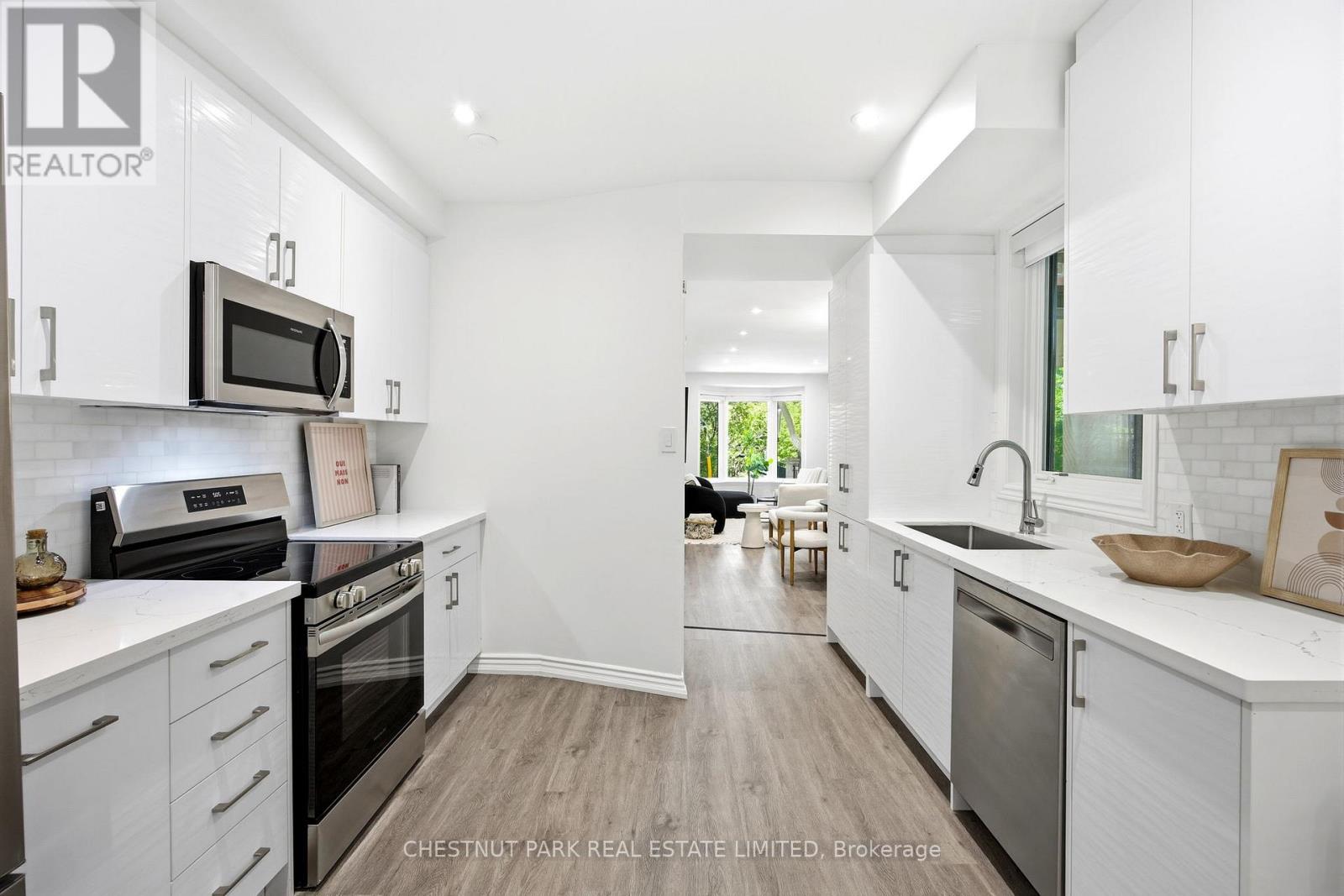 177 COLLIER STREET - 17