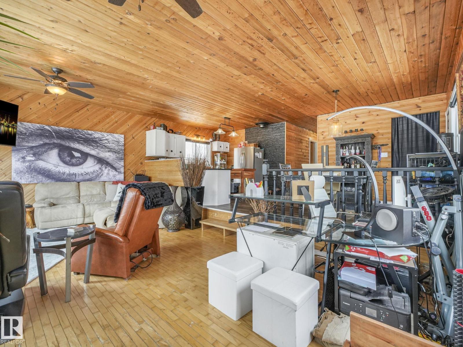 213 CRYSTAL SPRINGS DR - 27
