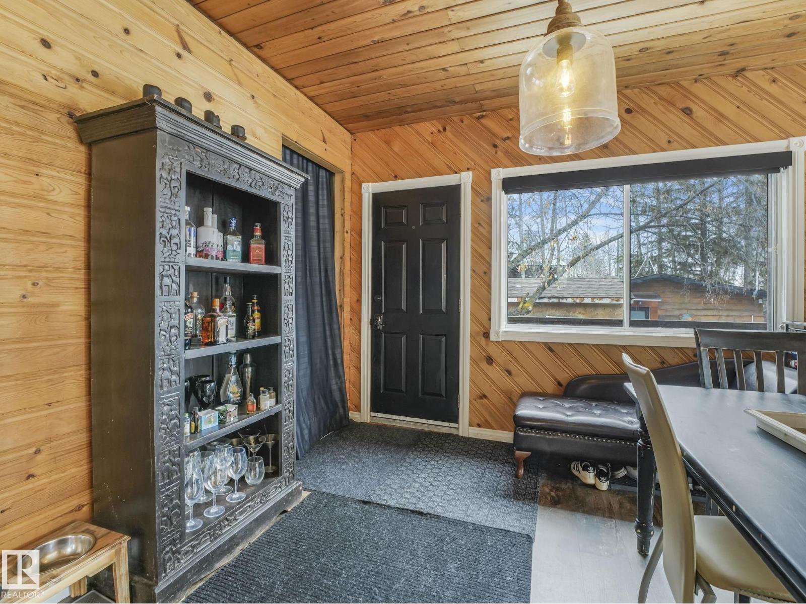 213 CRYSTAL SPRINGS DR - 30