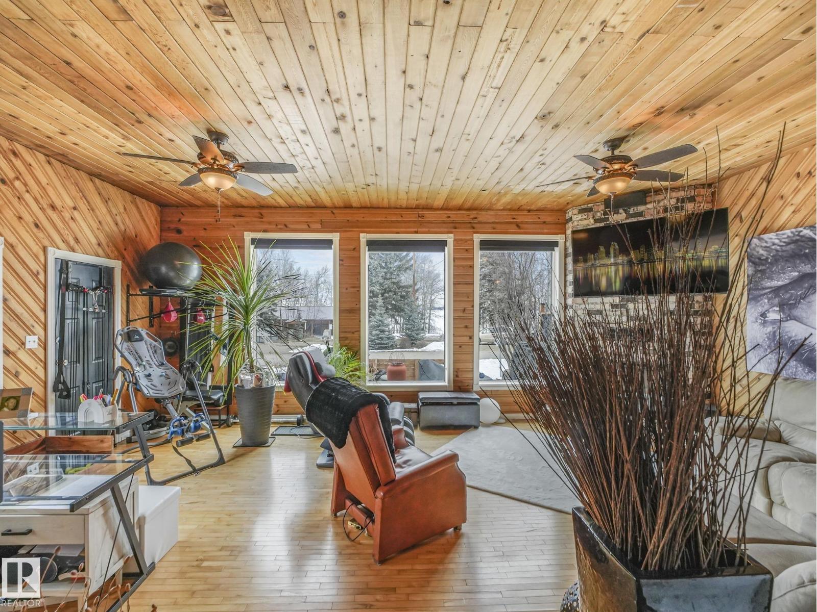 213 CRYSTAL SPRINGS DR - 28