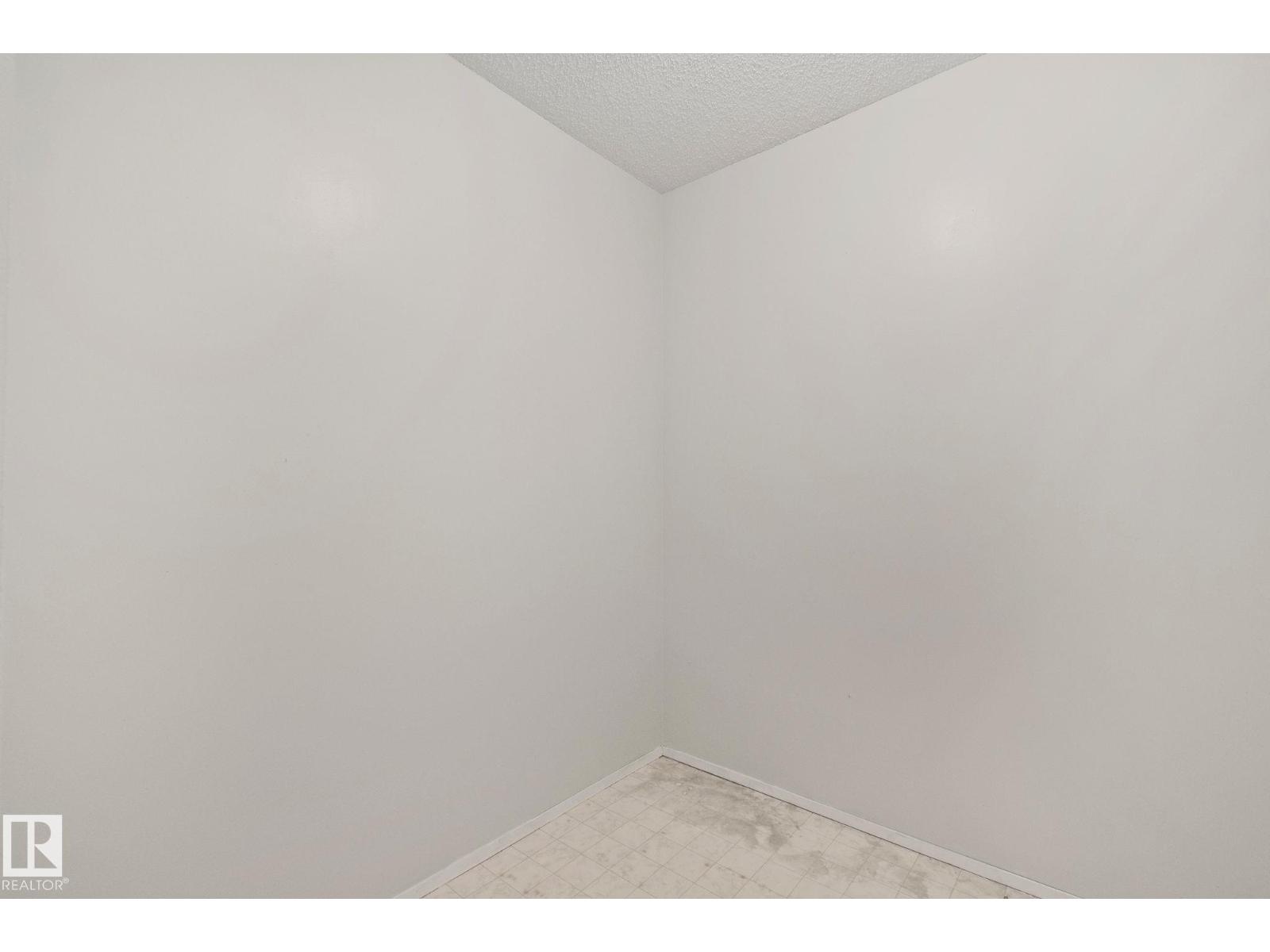 #318 17109 67 AV NW — photo 18