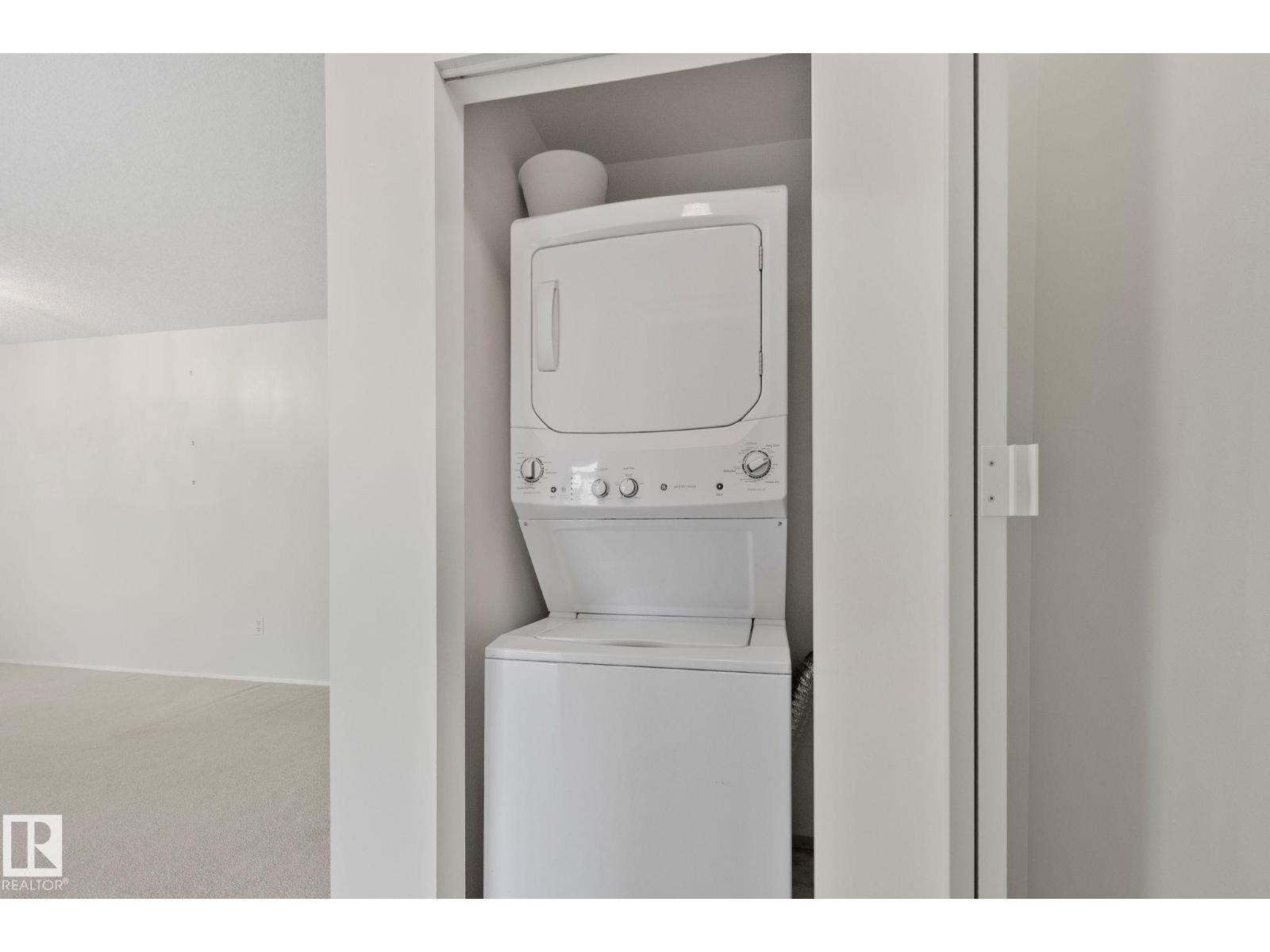 #318 17109 67 AV NW — photo 19