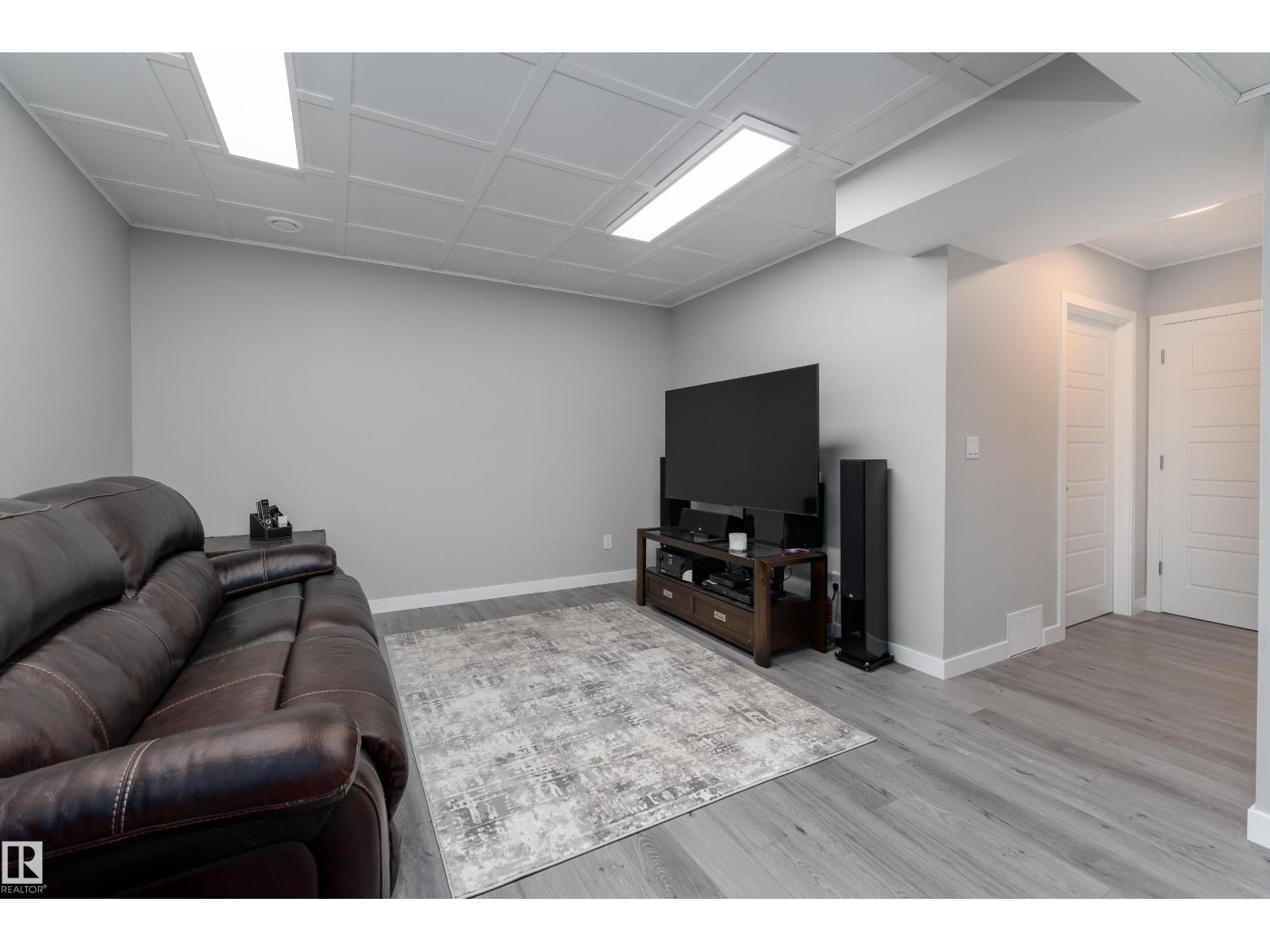 998 STILLWATER BV NW — photo 6