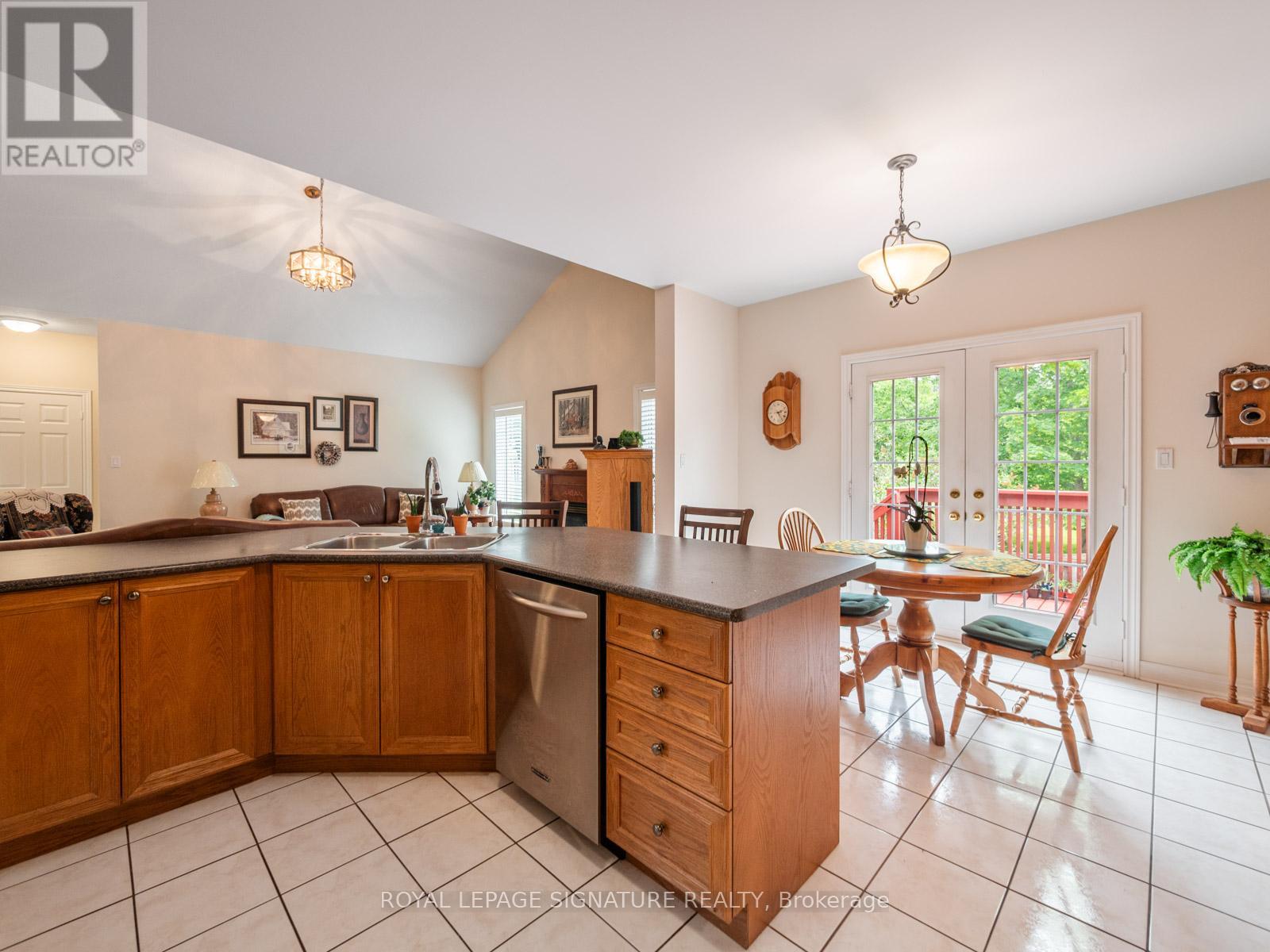 85 FERNCROFT DRIVE - 18