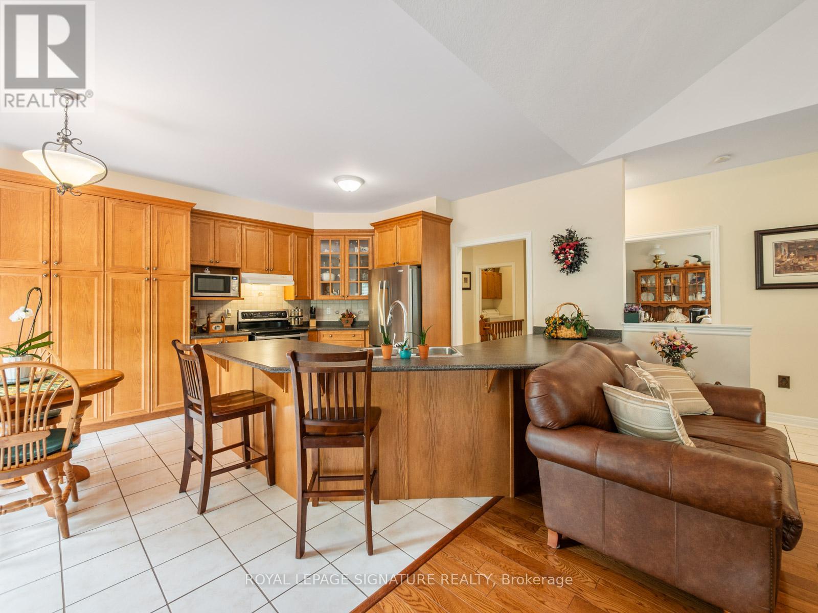 85 FERNCROFT DRIVE - 20