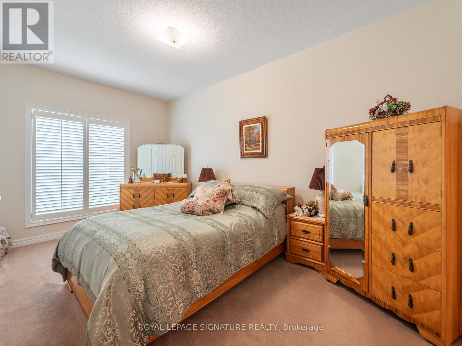 85 FERNCROFT DRIVE - 24