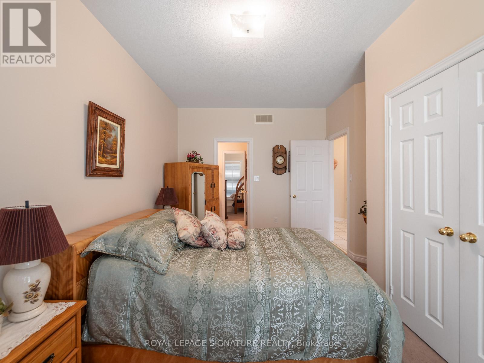 85 FERNCROFT DRIVE - 25