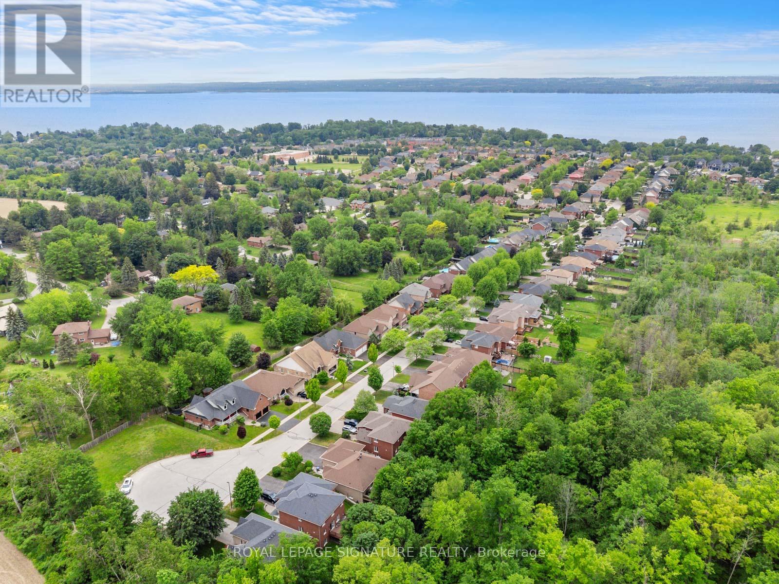 85 FERNCROFT DRIVE - 38