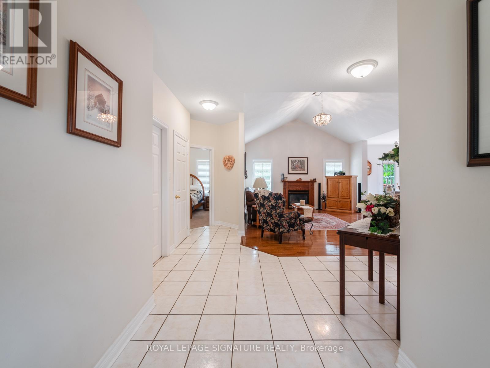 85 FERNCROFT DRIVE - 4