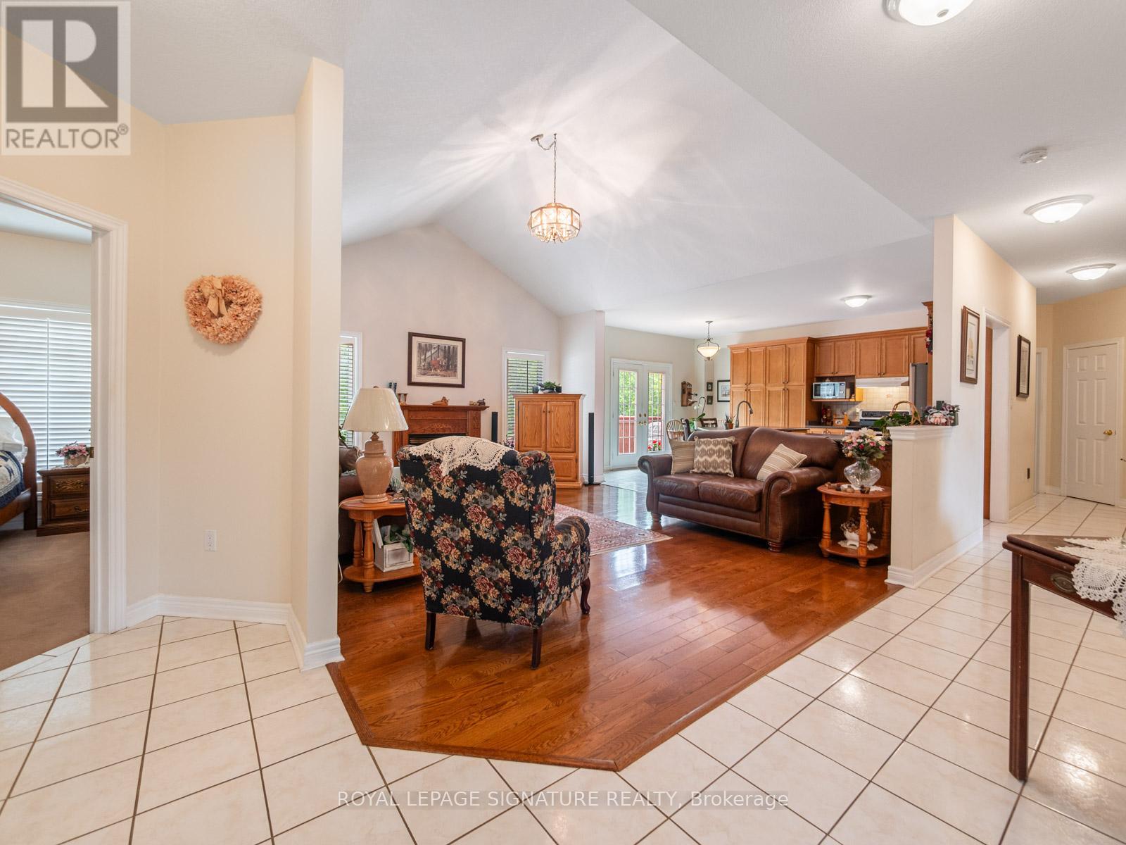 85 FERNCROFT DRIVE - 5