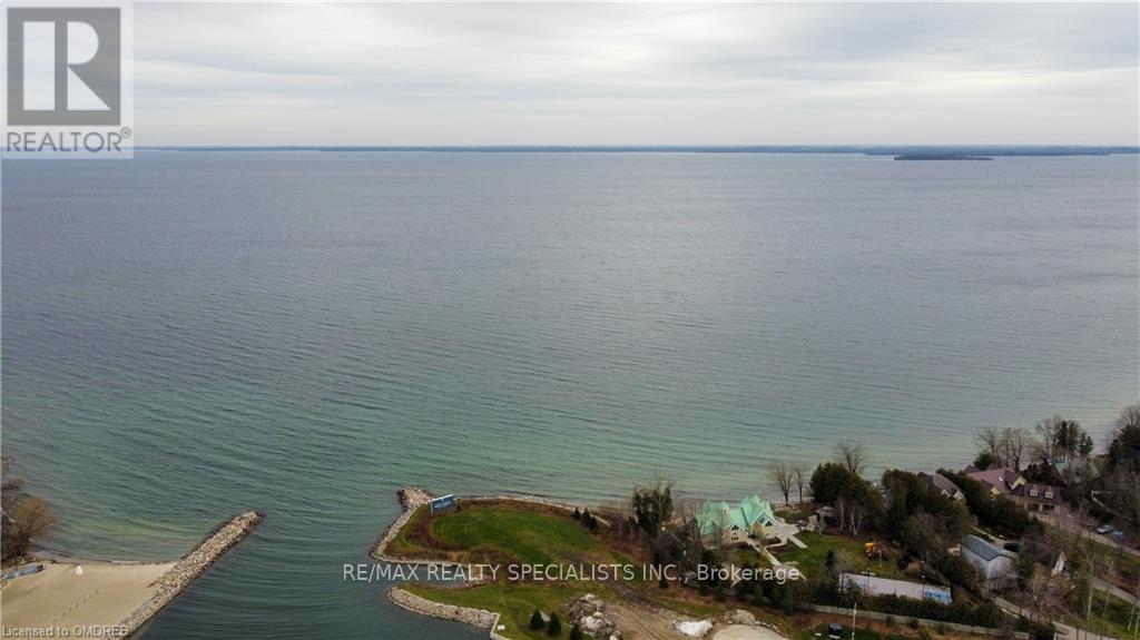 #10 233 BROWARD WAY - 43