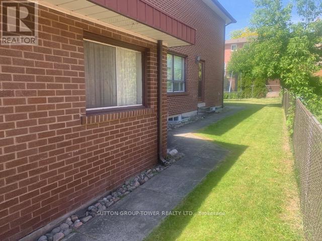 8408 ISLINGTON AVENUE - 26