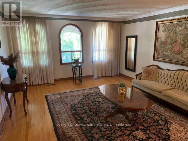 8408 ISLINGTON AVENUE - 5