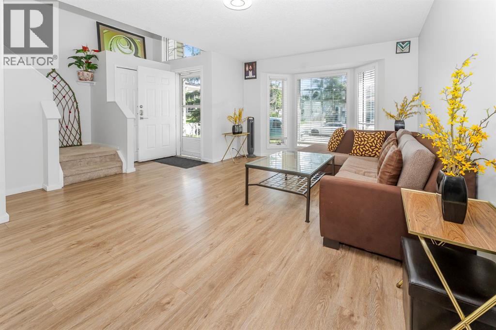 369 Martinwood Place NE - photo 3