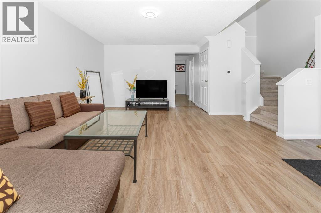 369 Martinwood Place NE - photo 4