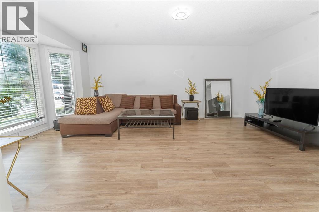 369 Martinwood Place NE - photo 5