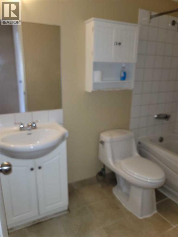 #209 1712 38 Street SE - 1