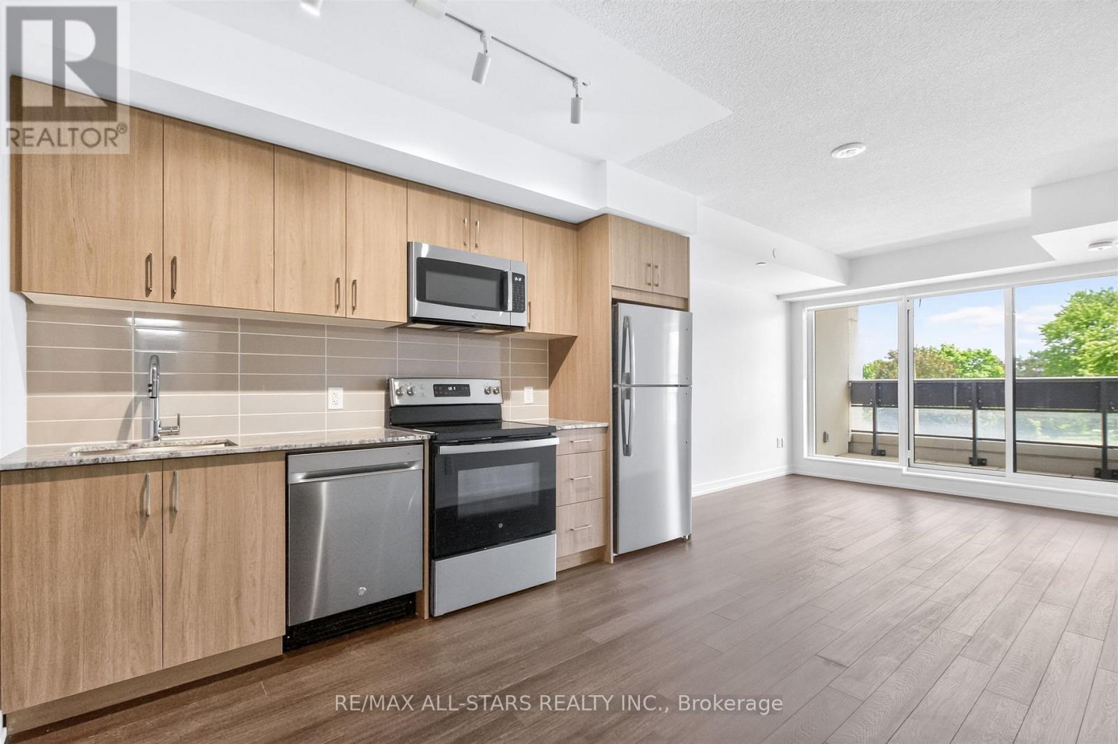 Listing photo of 221 - 4010 EGLINTON AVENUE W