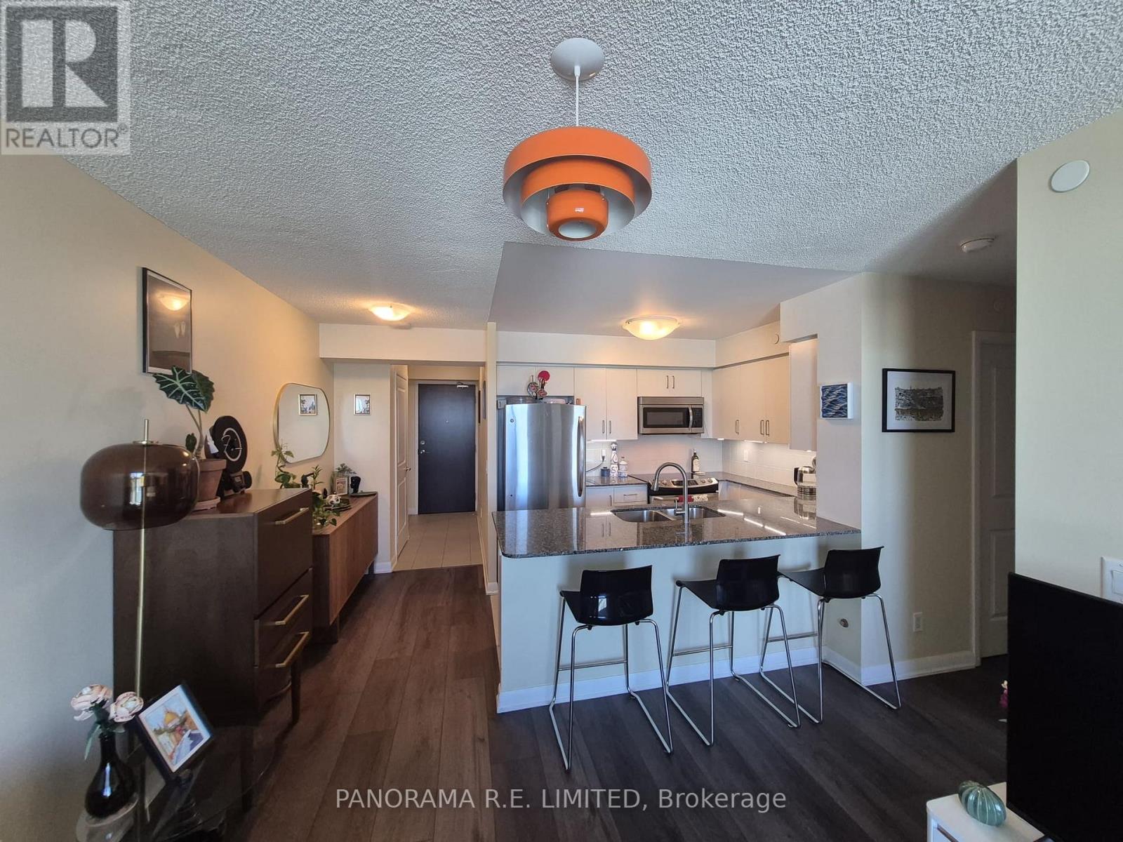 Listing photo of 1006 - 205 SHERWAY GARDENS ROAD