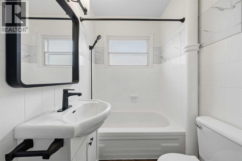 3807 1 Street NE - 17