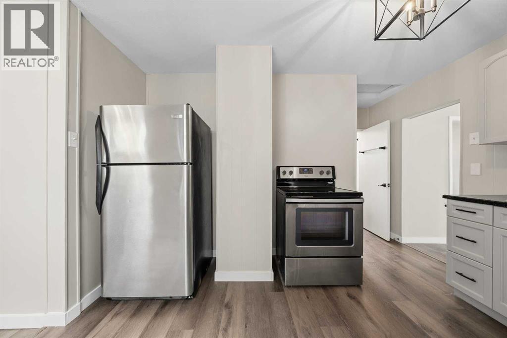 3807 1 Street NE - 6