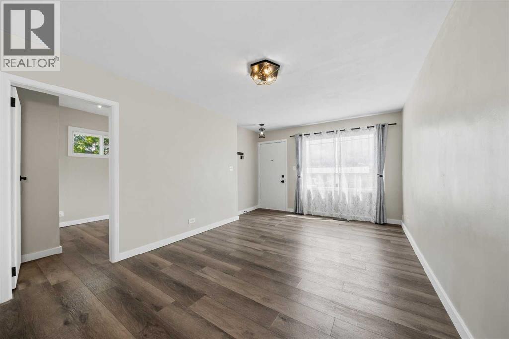 3807 1 Street NE - 9