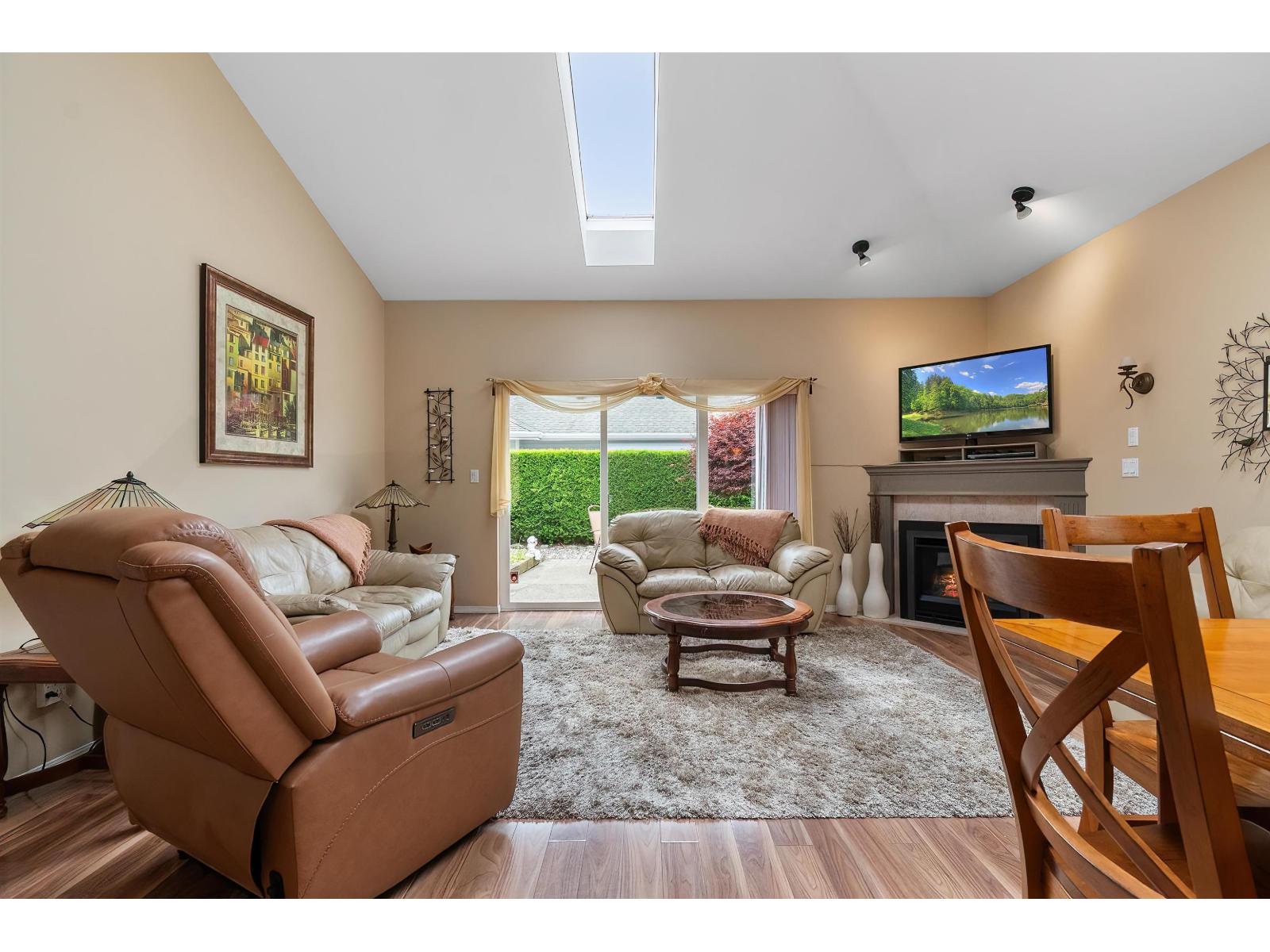 38 730 MCCOMBS DRIVE, Harrison Hot Springs, Harrison Hot Springs