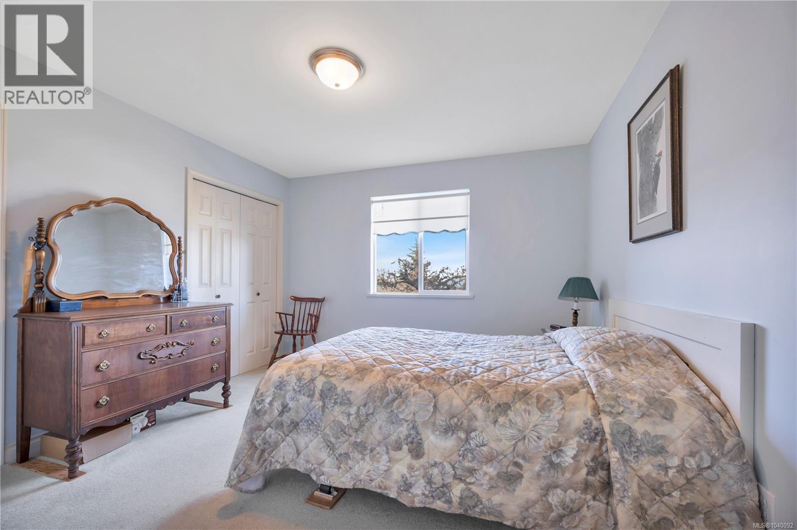 315 Crescent Rd W - 20