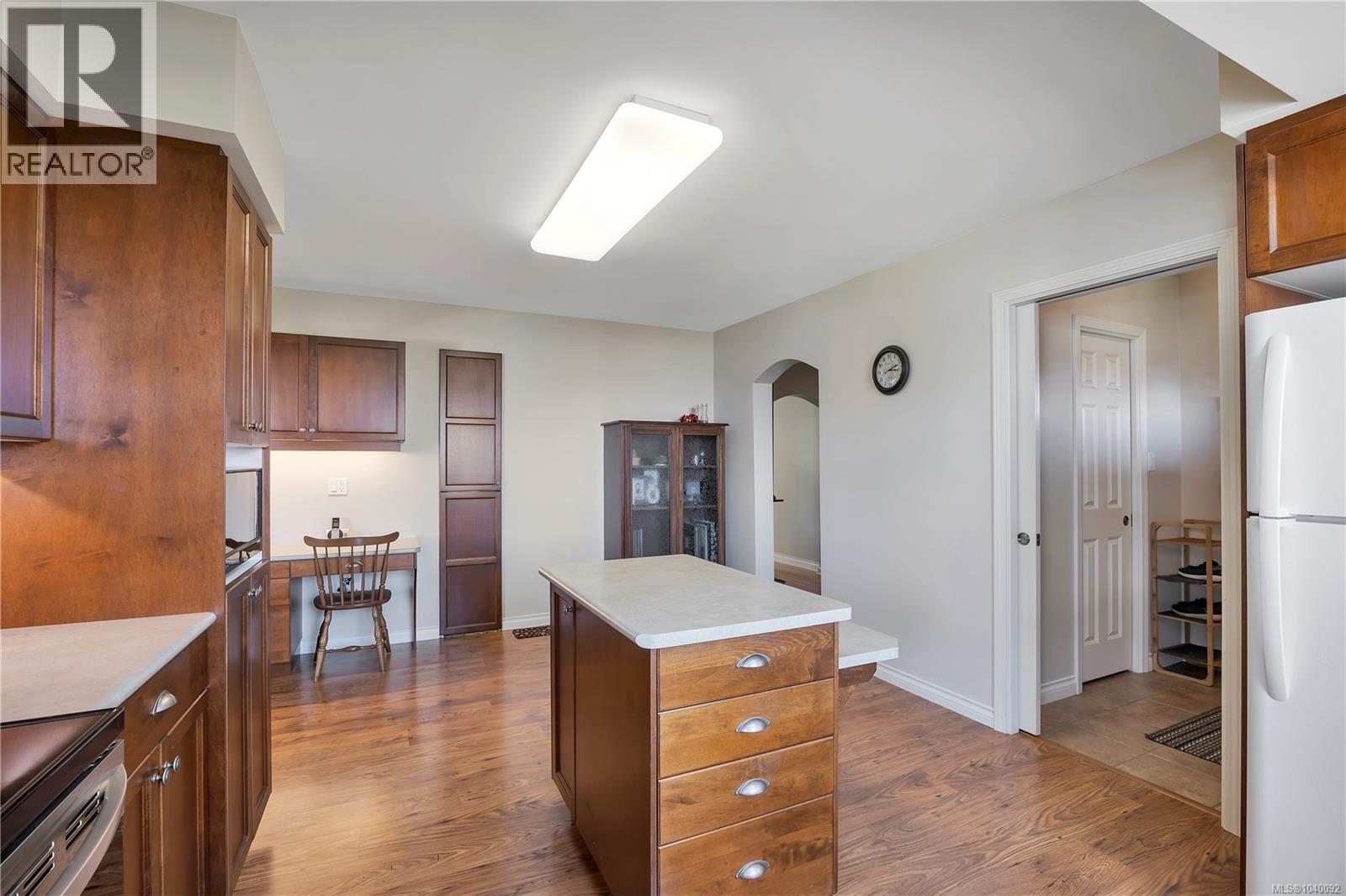 315 Crescent Rd W - 26
