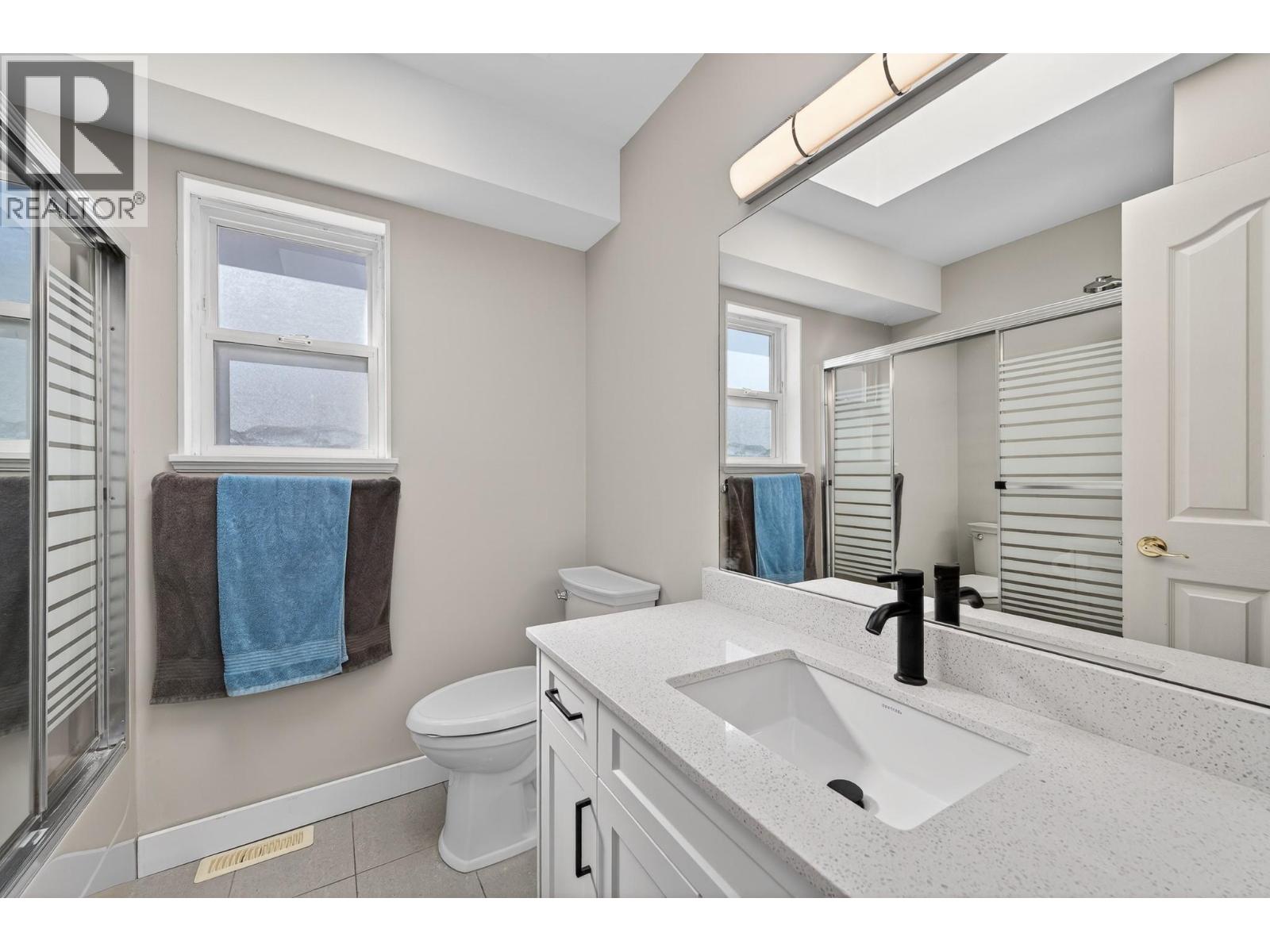 1057 LINCOLN Court, Kamloops