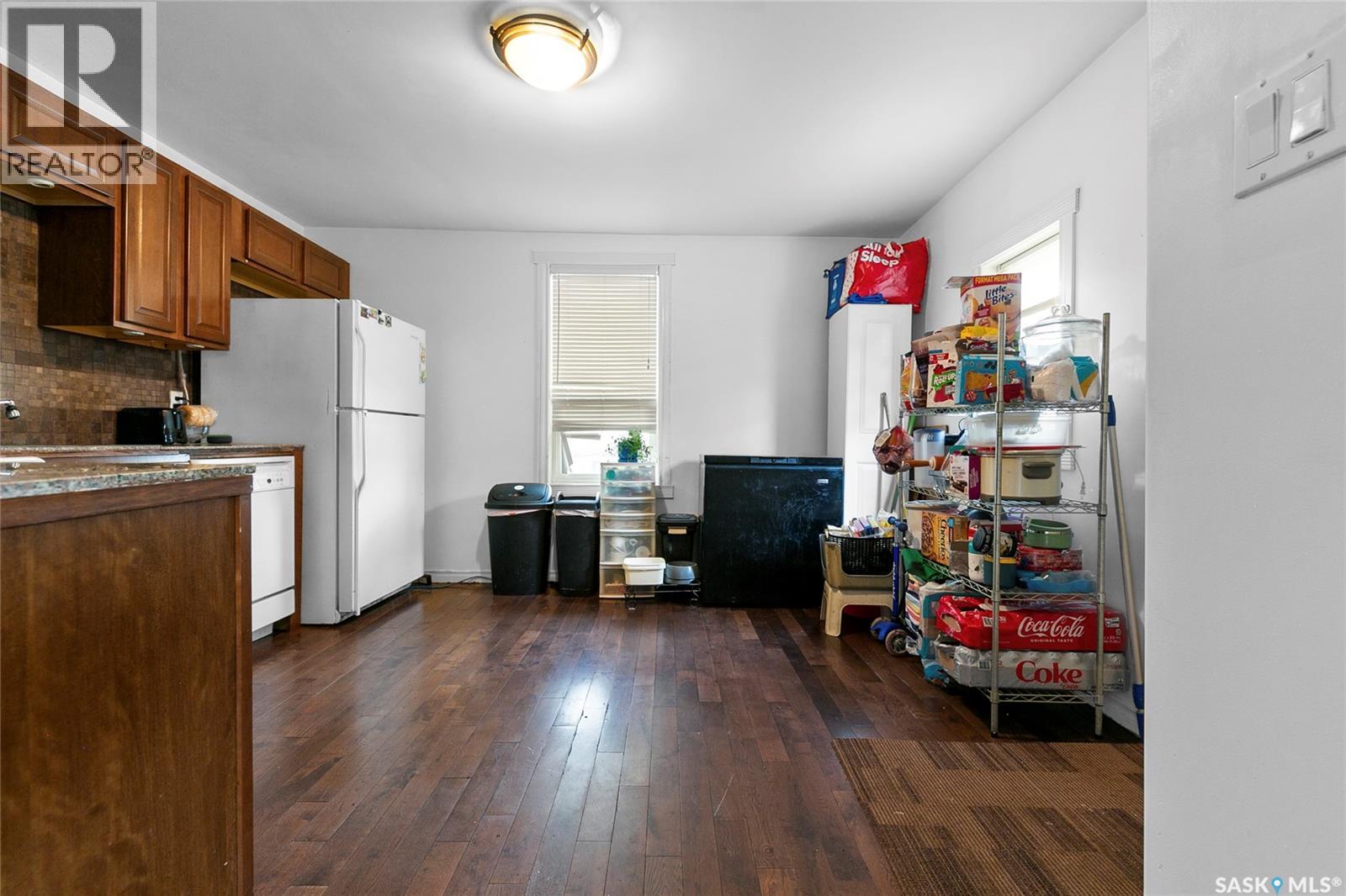 1357 Wascana STREET - 10