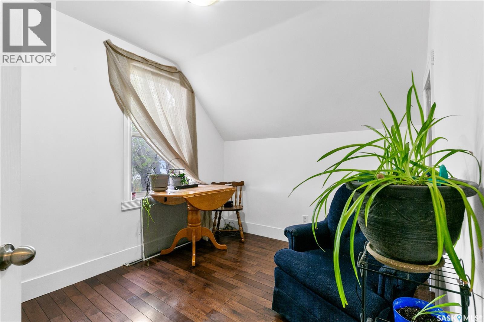 1357 Wascana STREET - 17
