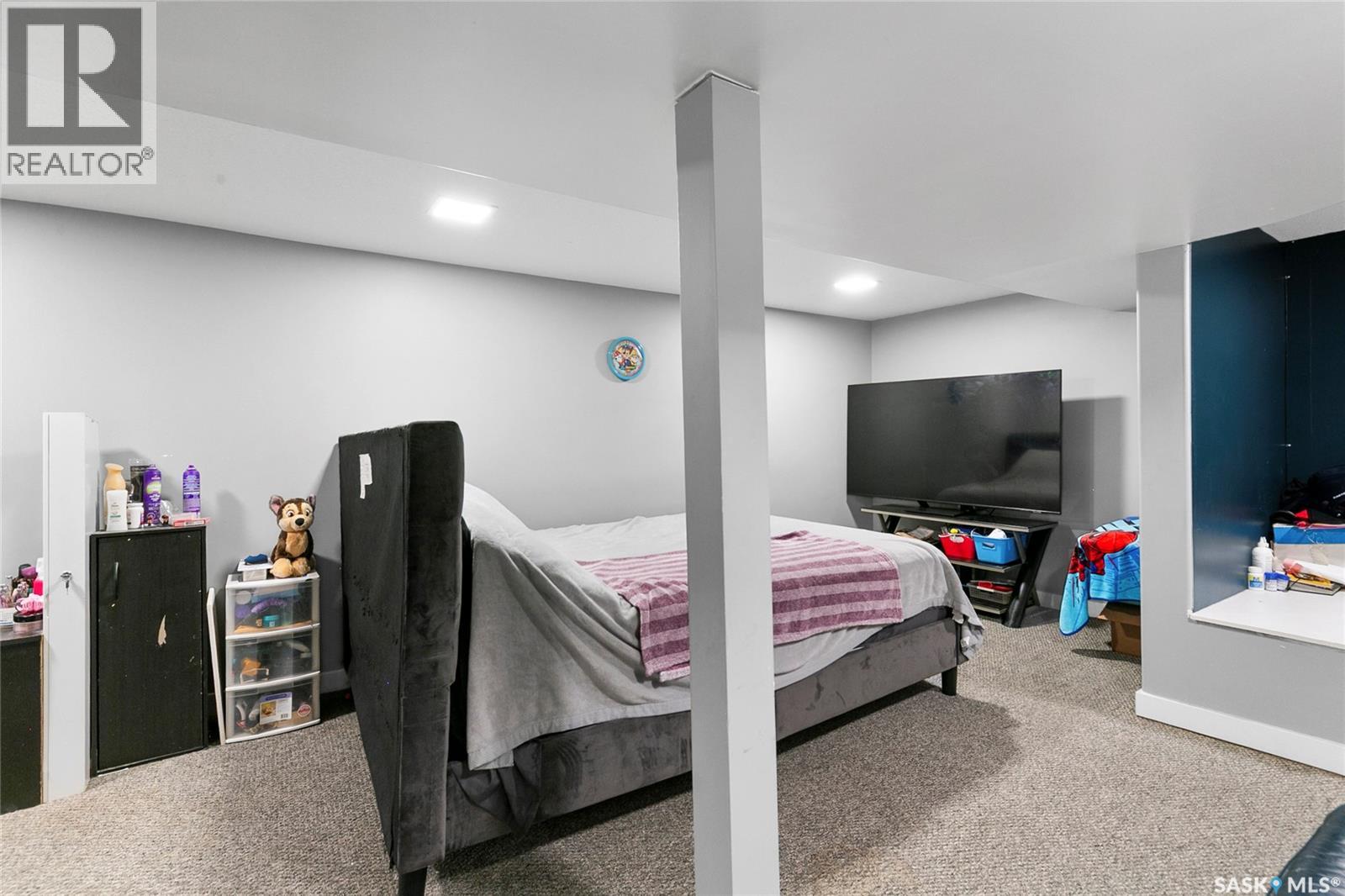 1357 Wascana STREET - 18