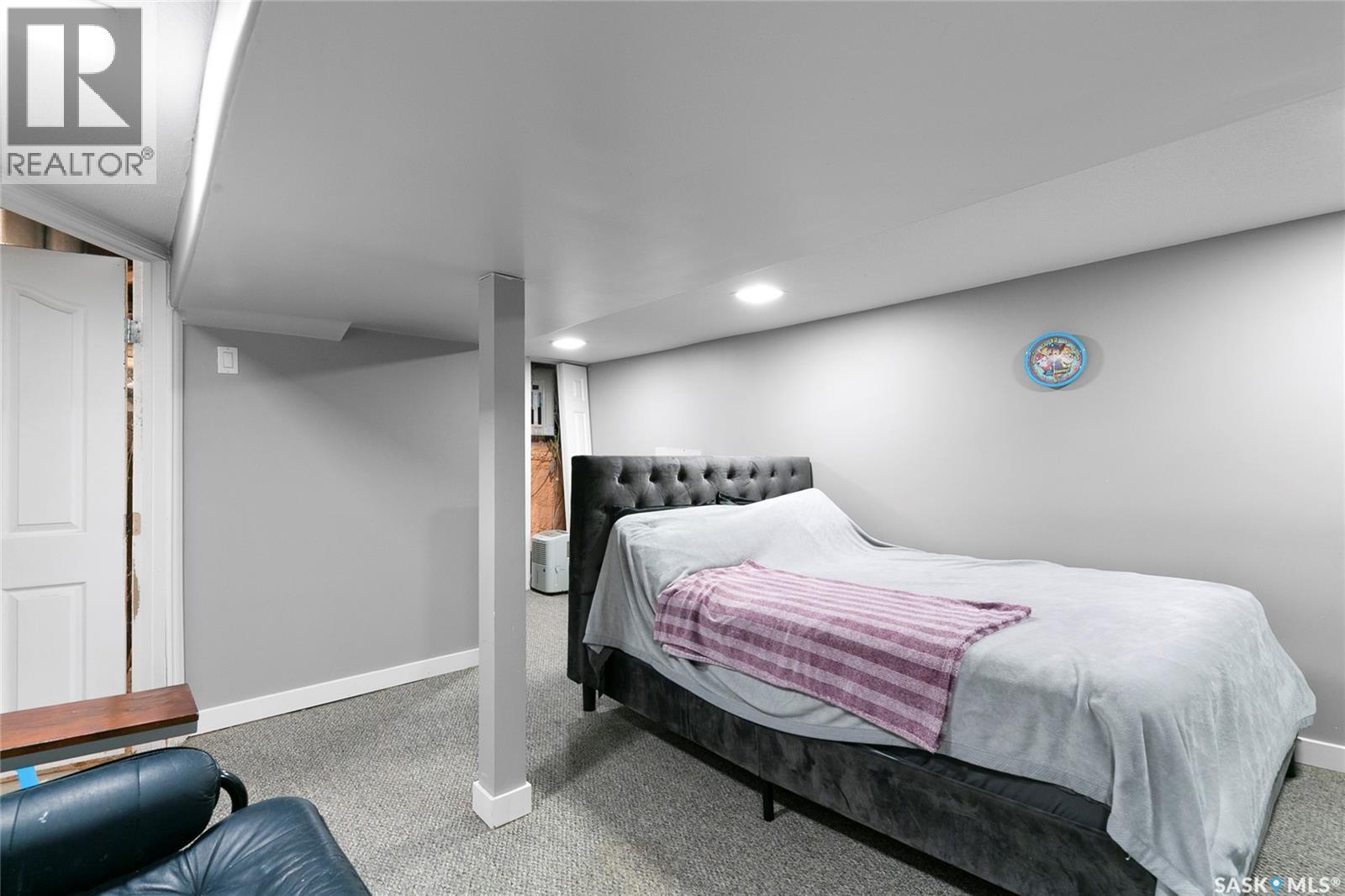 1357 Wascana STREET - 20