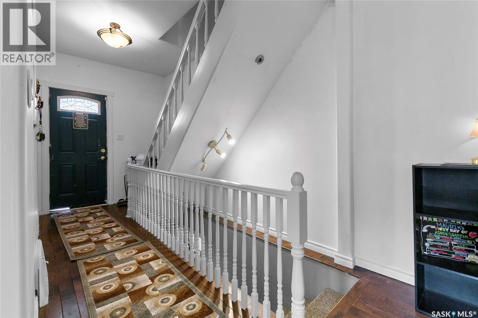 1357 Wascana STREET - 4