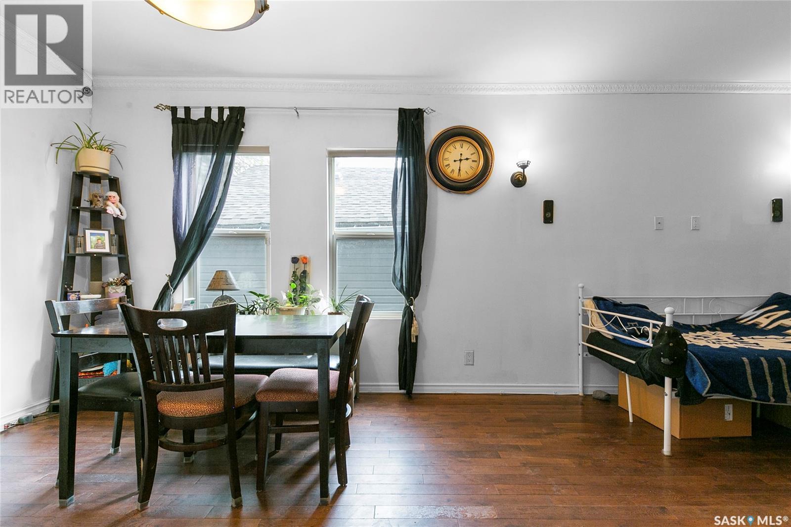 1357 Wascana STREET - 6