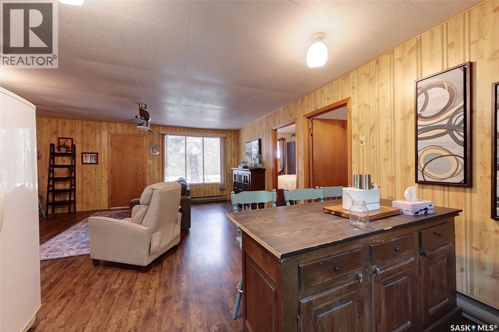 155 Lakeshore CRESCENT — photo 7