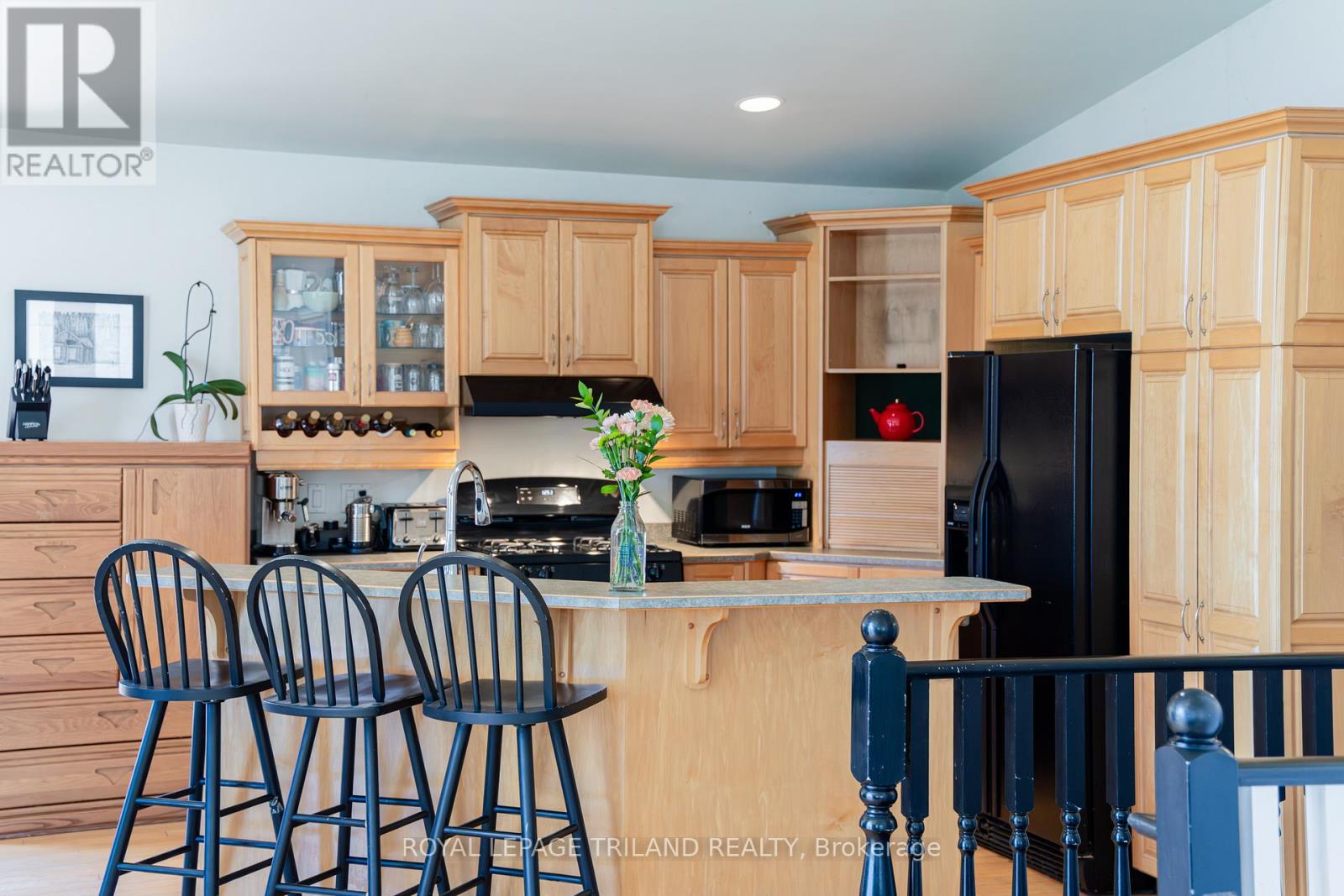 10234 JULIE AVENUE - 18