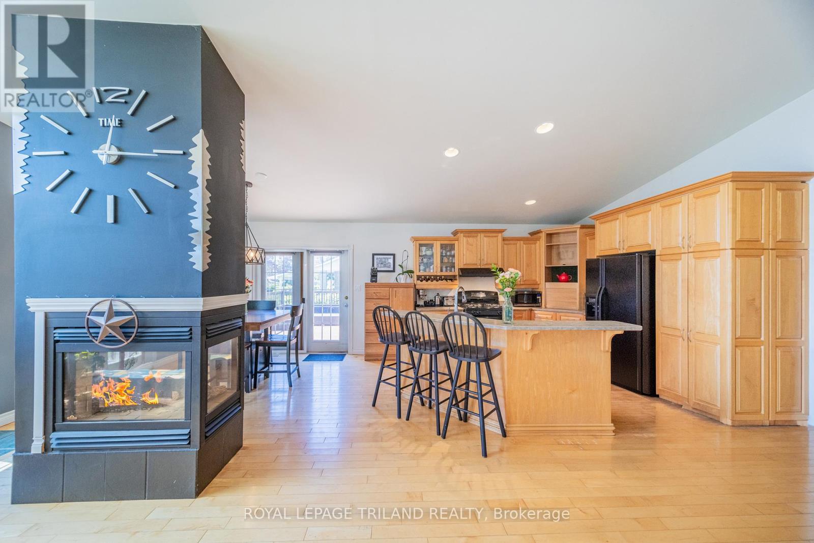 10234 JULIE AVENUE - 4
