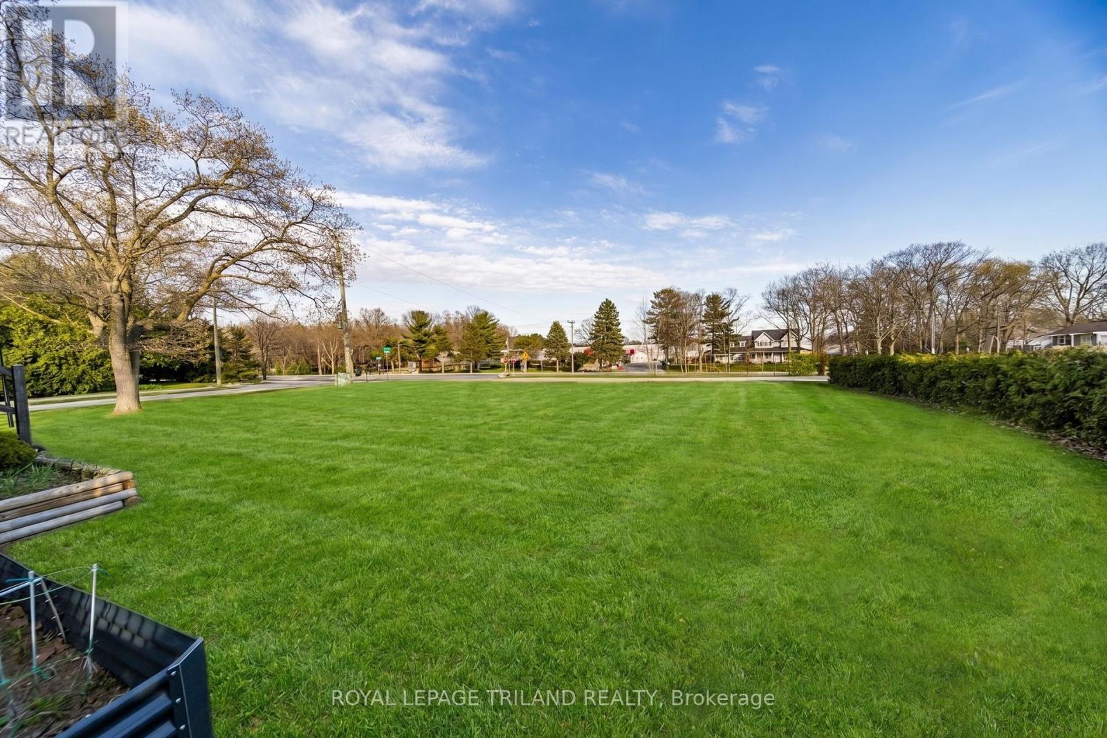 10234 JULIE AVENUE - 7