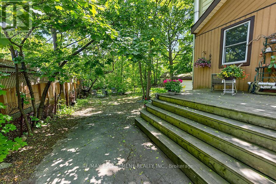 104 TEAL AVENUE - 33