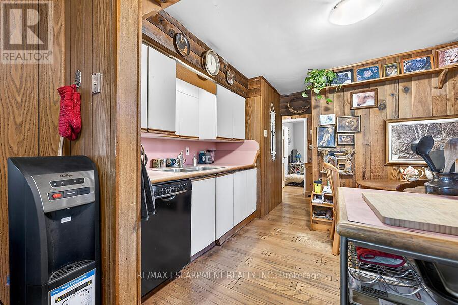 104 TEAL AVENUE - 9