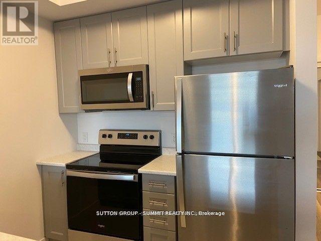 #617 450 DUNDAS STREET E - 10