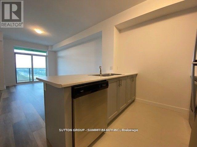 #617 450 DUNDAS STREET E - 13