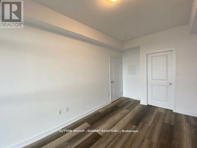 #617 450 DUNDAS STREET E - 17
