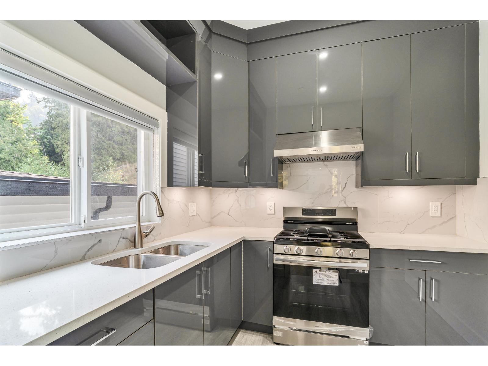 4 5988 LINDEMAN STREET, Promontory, Chilliwack
