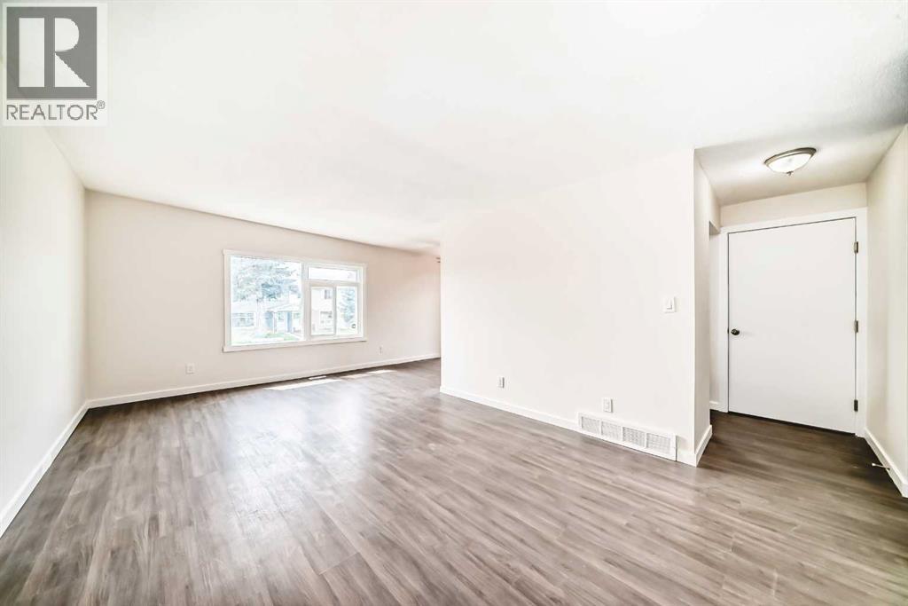 2918 Doverville Crescent SE - 15