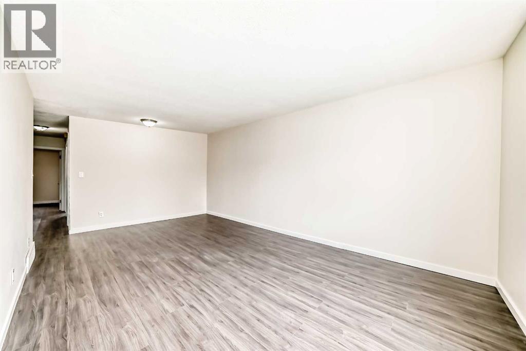 2918 Doverville Crescent SE - 16